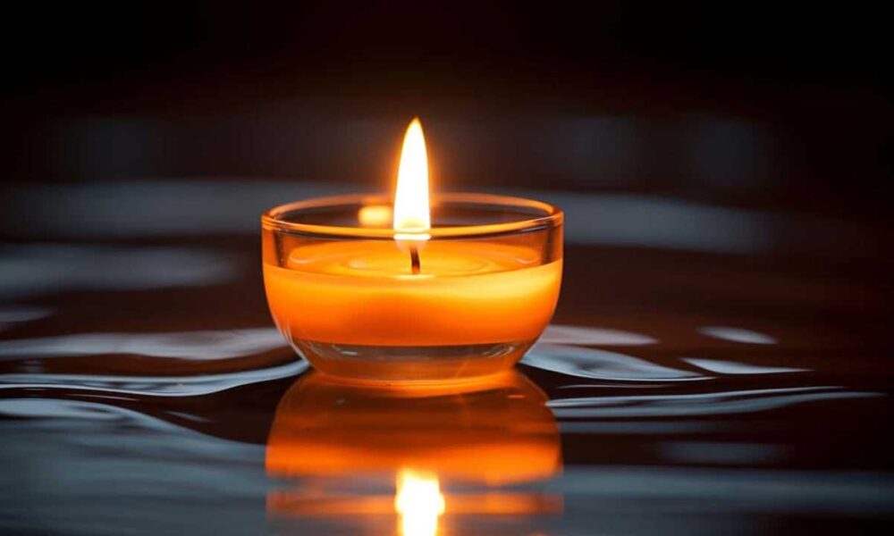 how-to-get-a-candle-out-of-a-mold-just-candles