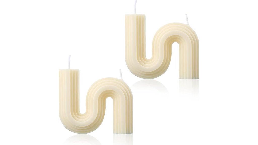two s shaped aesthetic candles